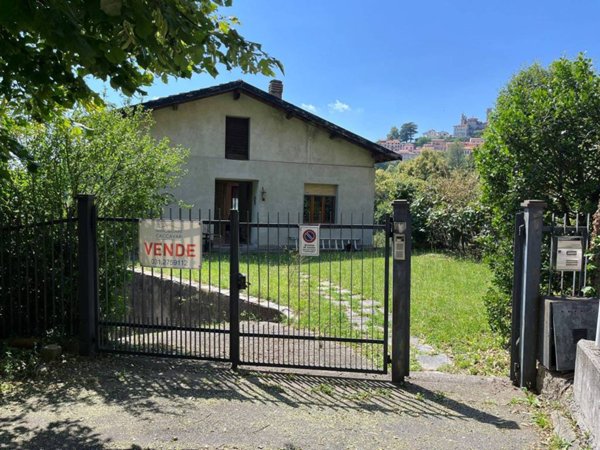 casa indipendente in vendita a Brunate in zona Laghetto