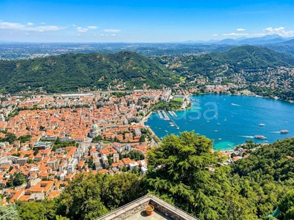 appartamento in vendita a Brunate