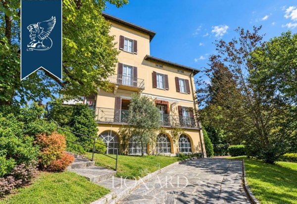 casa indipendente in vendita a Brunate in zona San Maurizio