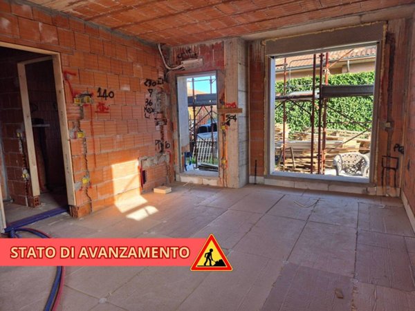 casa indipendente in vendita a Bulgarograsso