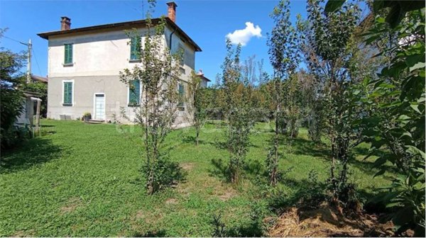 casa indipendente in vendita a Bulgarograsso
