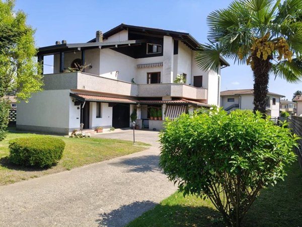 appartamento in vendita a Bulgarograsso