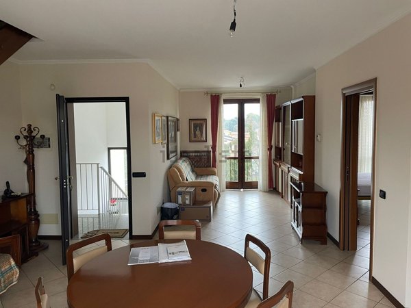 appartamento in vendita a Bulgarograsso