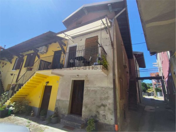 casa indipendente in vendita a Bulgarograsso