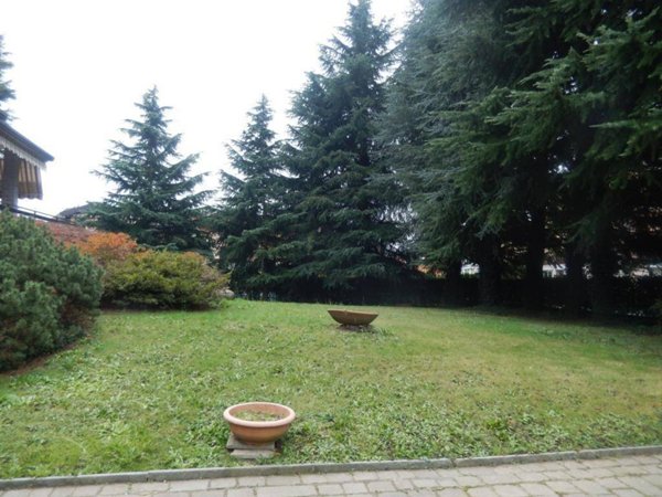 casa indipendente in vendita a Bulgarograsso