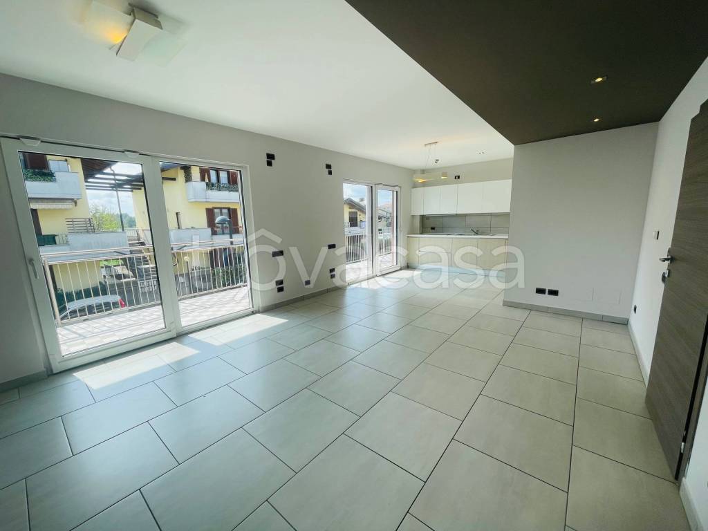 appartamento in vendita a Bulgarograsso