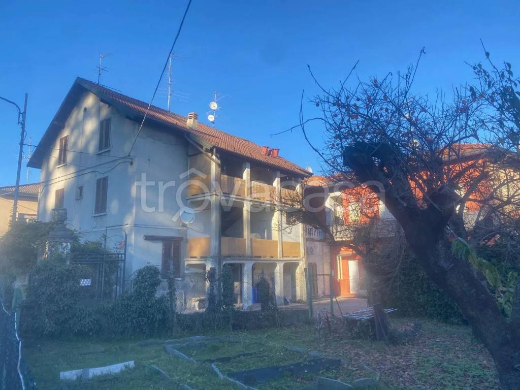 casa indipendente in vendita a Bulgarograsso