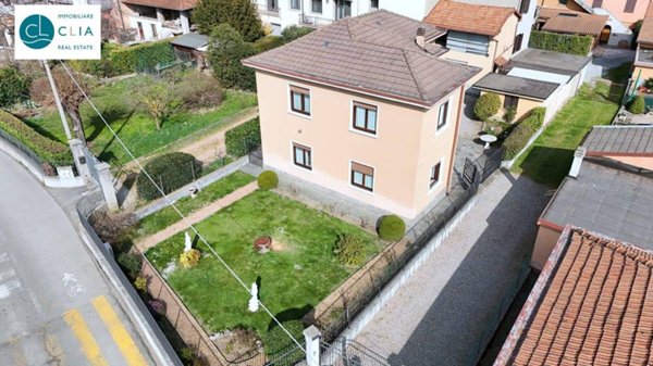 casa indipendente in vendita a Bulgarograsso