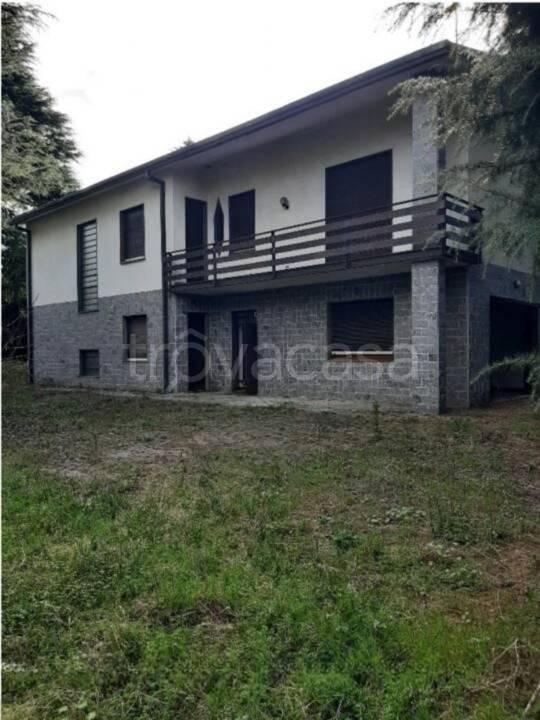 casa indipendente in vendita a Bulgarograsso