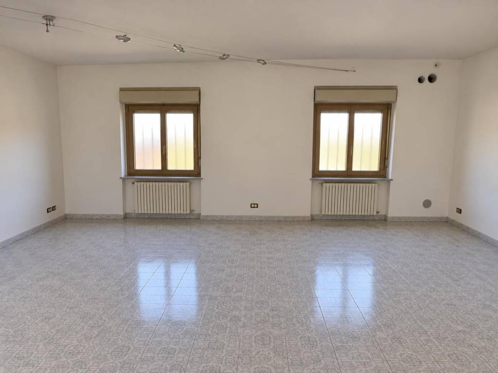 appartamento in vendita a Bulgarograsso
