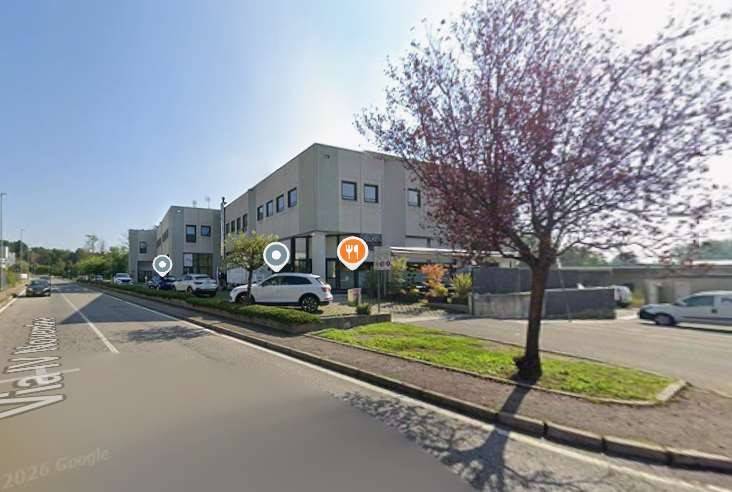 locale commerciale in vendita a Bulgarograsso