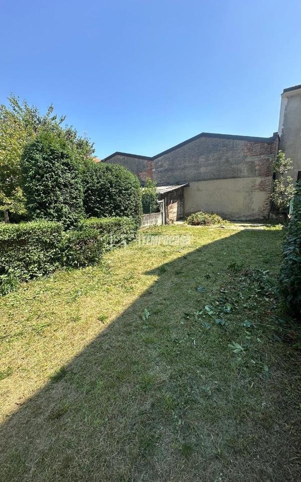 casa indipendente in vendita a Cabiate
