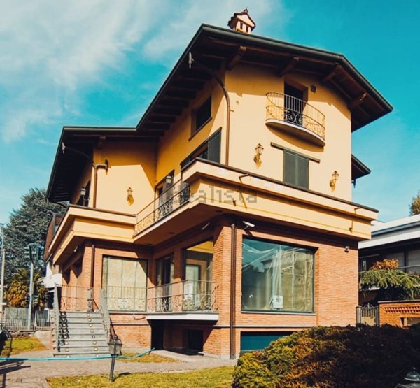 appartamento in vendita a Cabiate