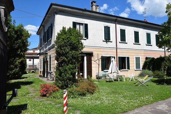 casa indipendente in vendita a Cabiate