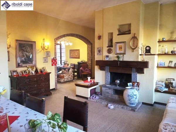 casa indipendente in vendita a Cabiate