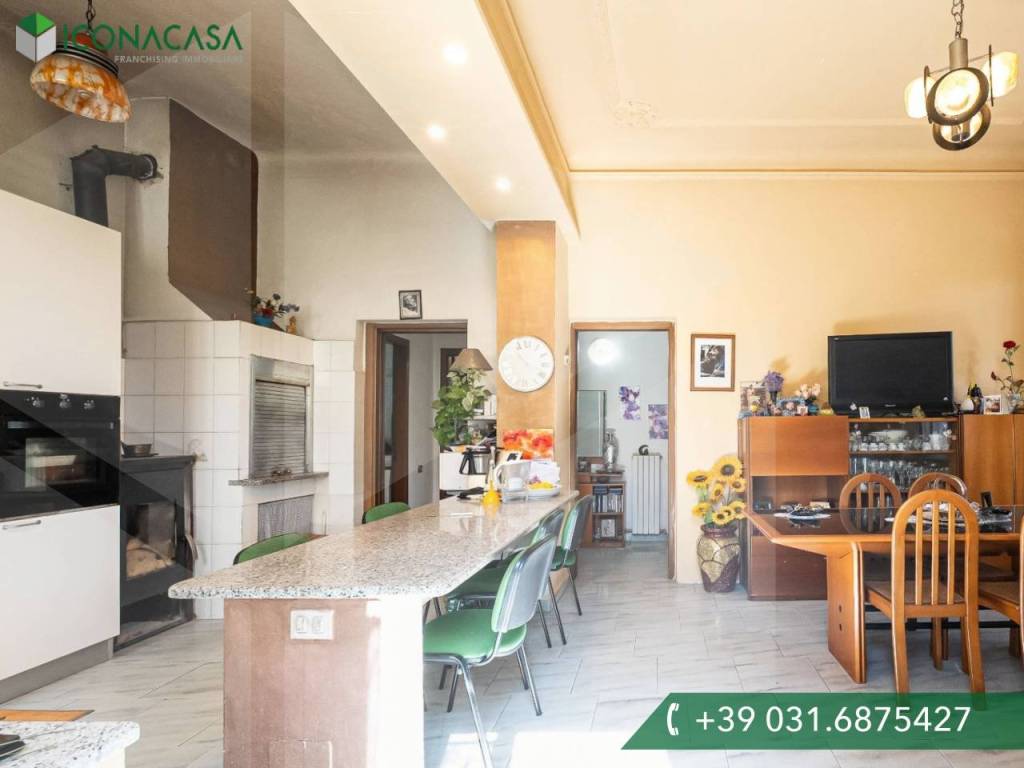 casa indipendente in vendita a Cabiate