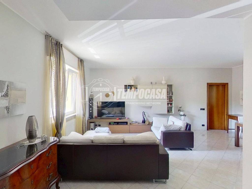 appartamento in vendita a Cabiate