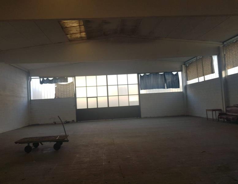 locale commerciale in vendita a Cabiate