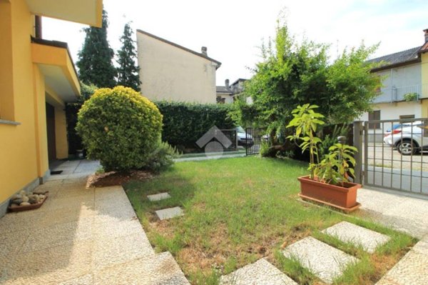 casa indipendente in vendita a Cabiate