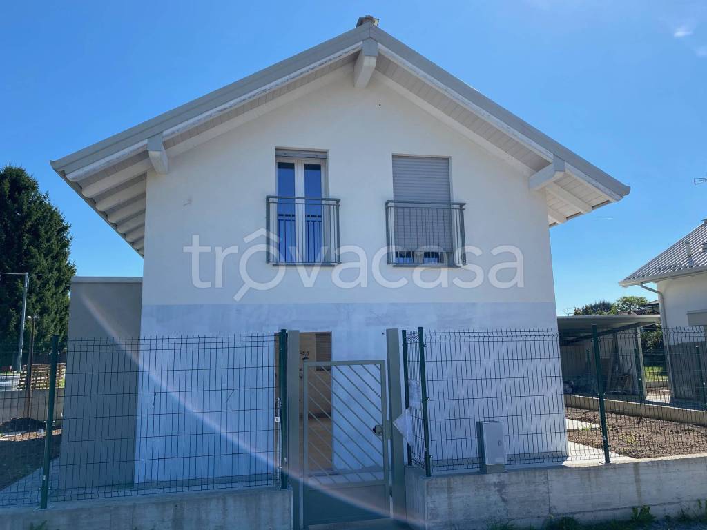casa indipendente in vendita a Cabiate