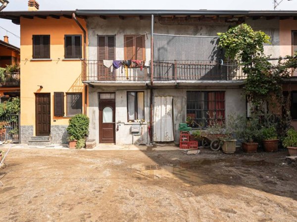 casa indipendente in vendita a Cabiate