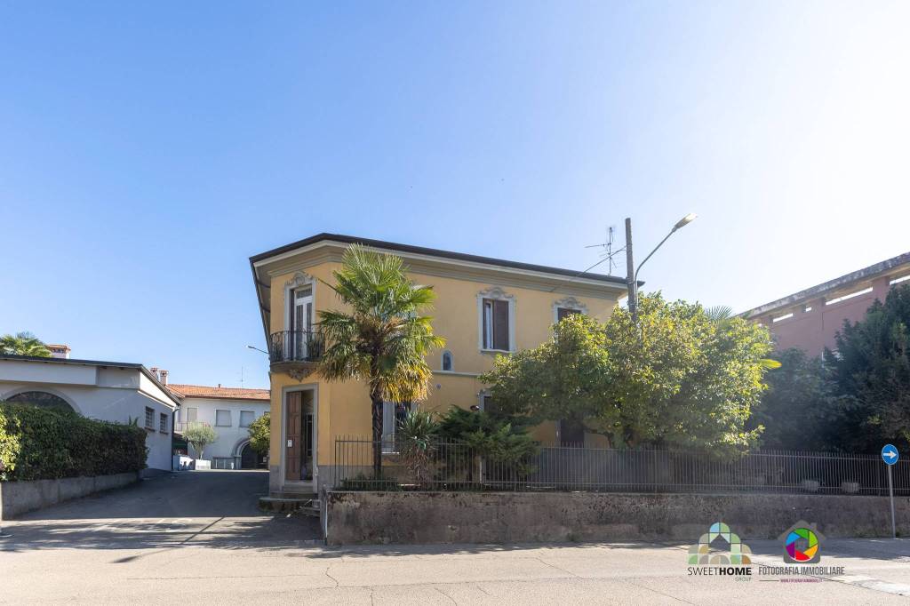 appartamento in vendita a Cabiate