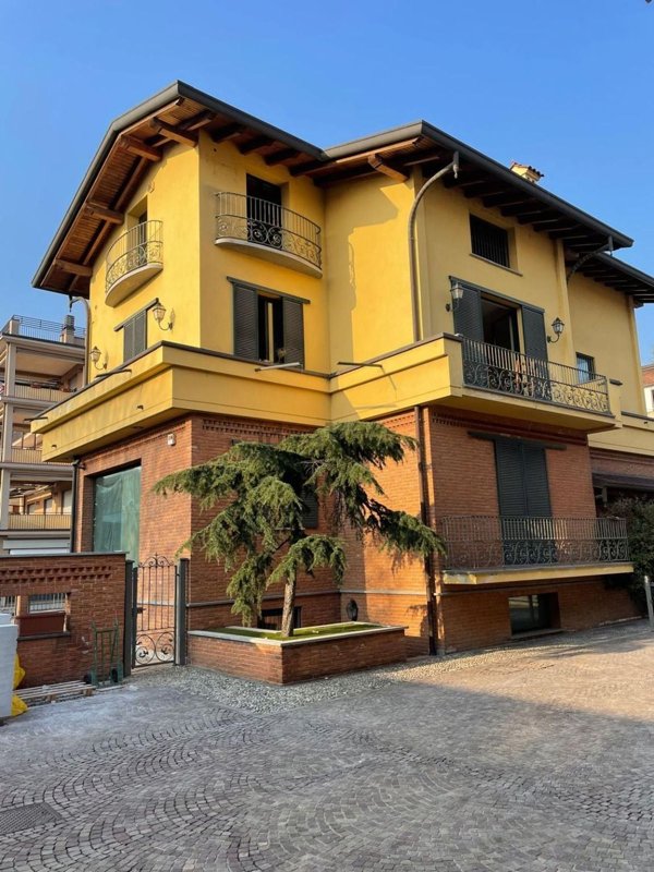 appartamento in vendita a Cabiate