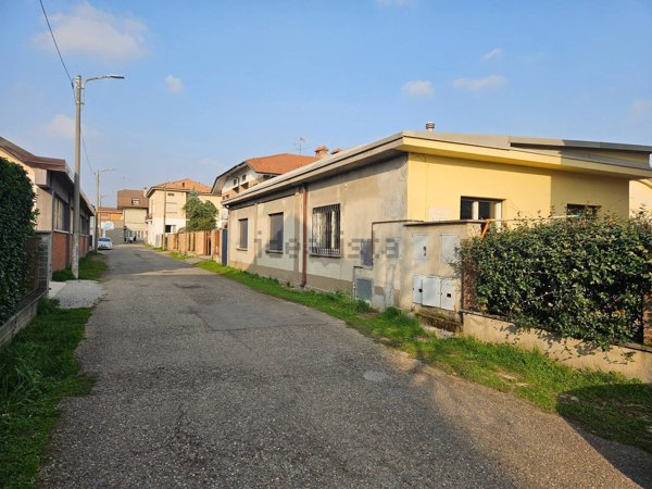 ufficio in vendita a Cabiate