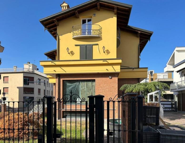 appartamento in vendita a Cabiate