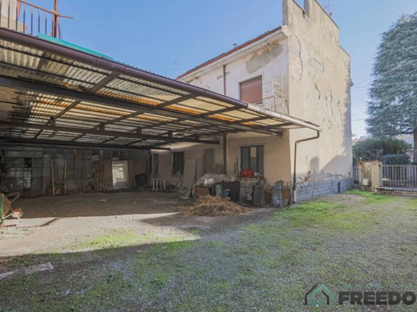 intera palazzina in vendita a Cabiate