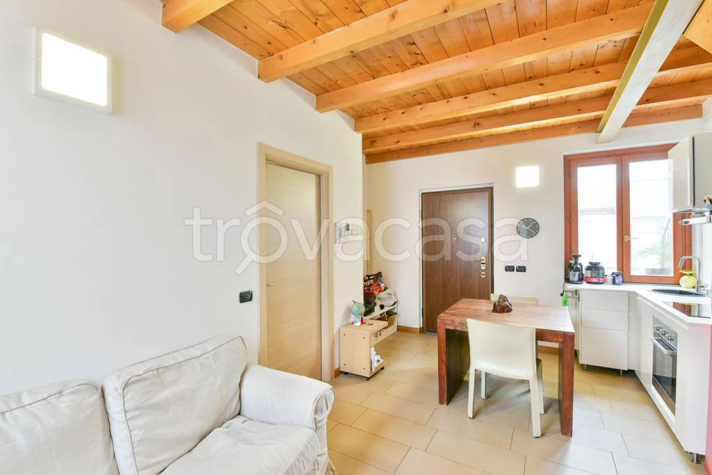 appartamento in vendita a Cabiate