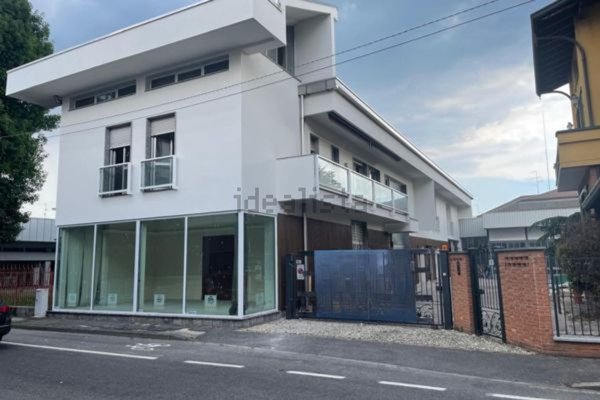 appartamento in vendita a Cabiate