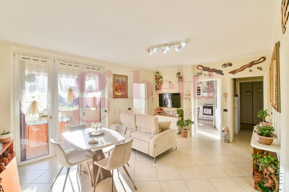 appartamento in vendita a Cabiate