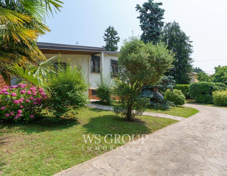 casa indipendente in vendita a Cabiate