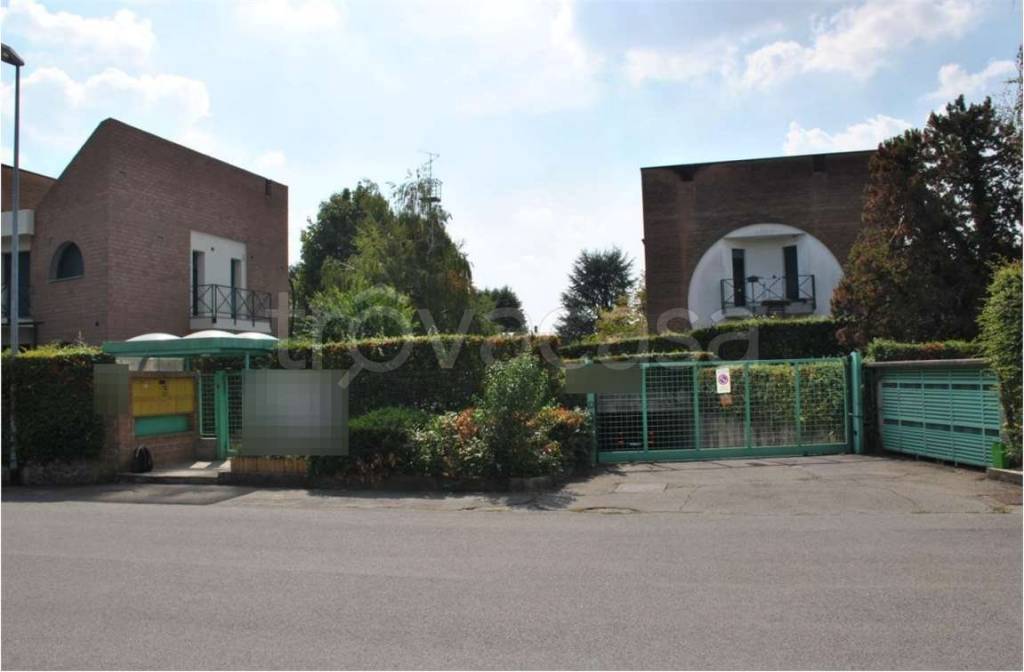 casa indipendente in vendita a Cabiate