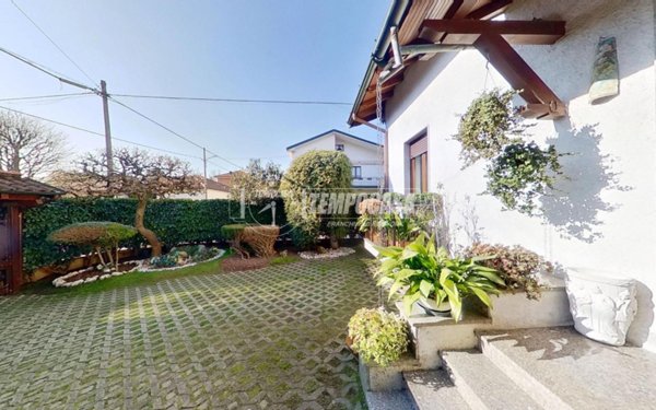 casa indipendente in vendita a Cabiate