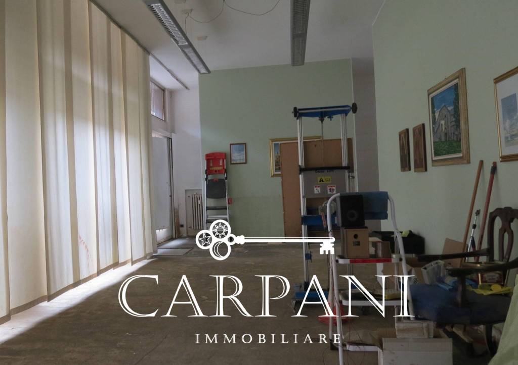 negozio in vendita a Cabiate