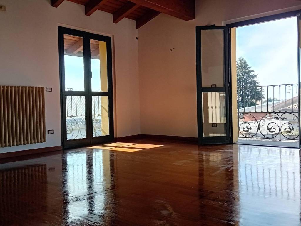 appartamento in vendita a Cabiate