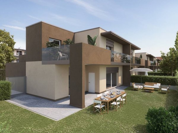 casa indipendente in vendita a Cabiate