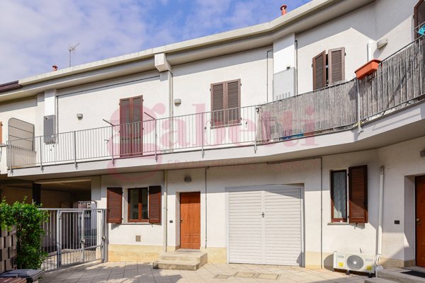 casa indipendente in vendita a Cabiate