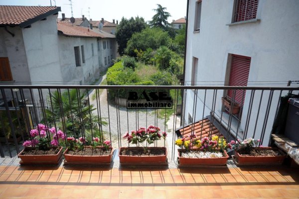 casa indipendente in vendita a Cadorago
