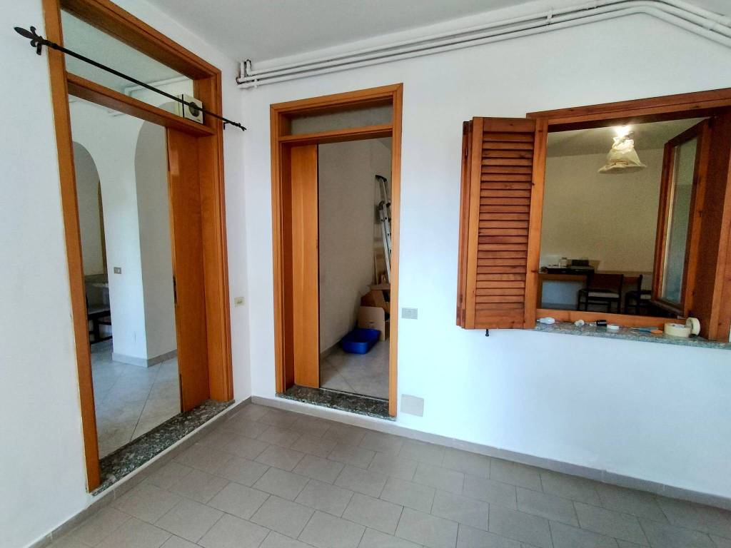 appartamento in vendita a Cadorago in zona Caslino al Piano