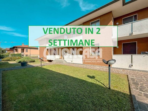 appartamento in vendita a Cadorago in zona Caslino al Piano