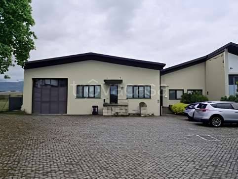 locale commerciale in vendita a Cadorago