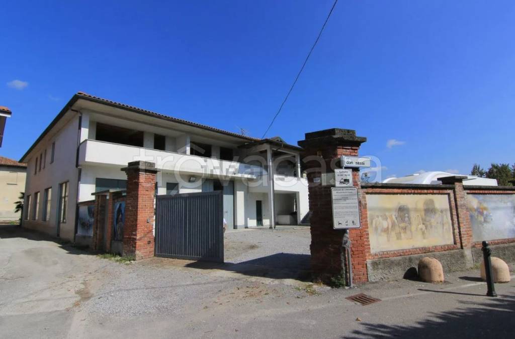 casa indipendente in vendita a Cadorago