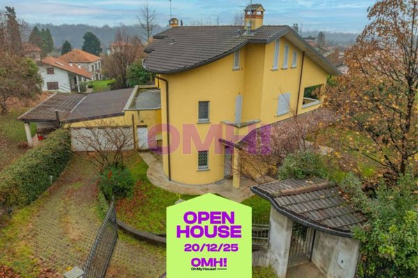 casa indipendente in vendita a Cadorago