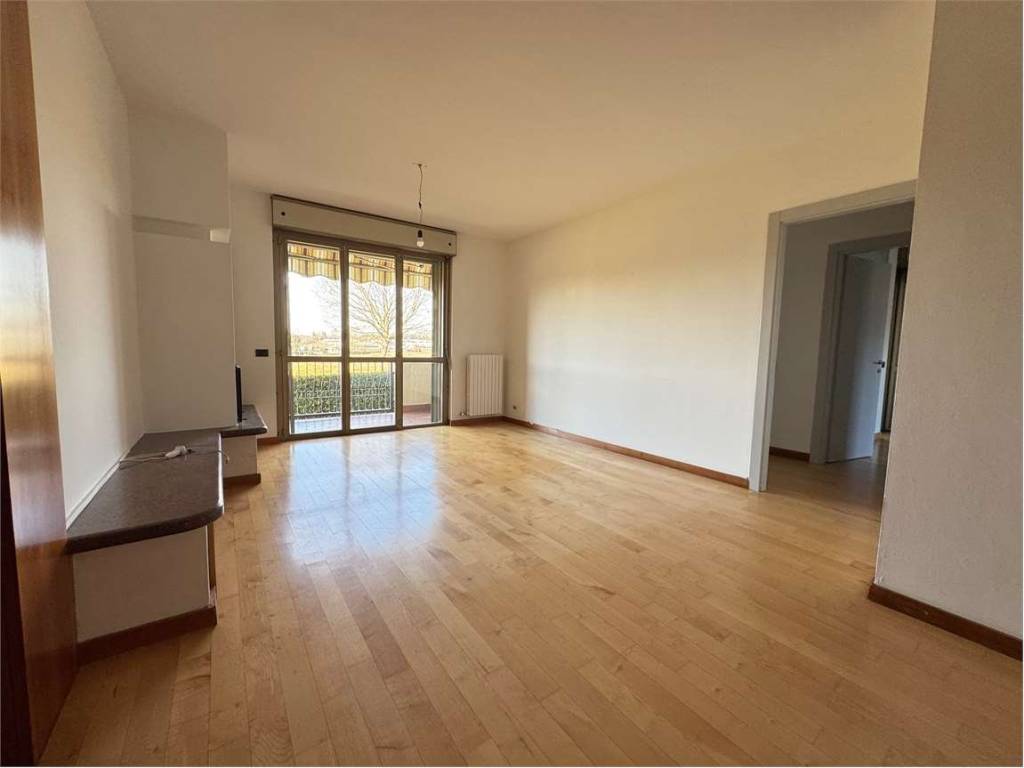 appartamento in vendita a Cadorago in zona Caslino al Piano