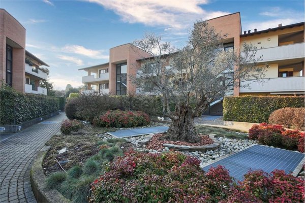 appartamento in vendita a Cadorago in zona Caslino al Piano