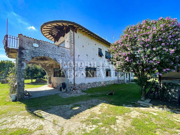 casa indipendente in vendita a Cadorago