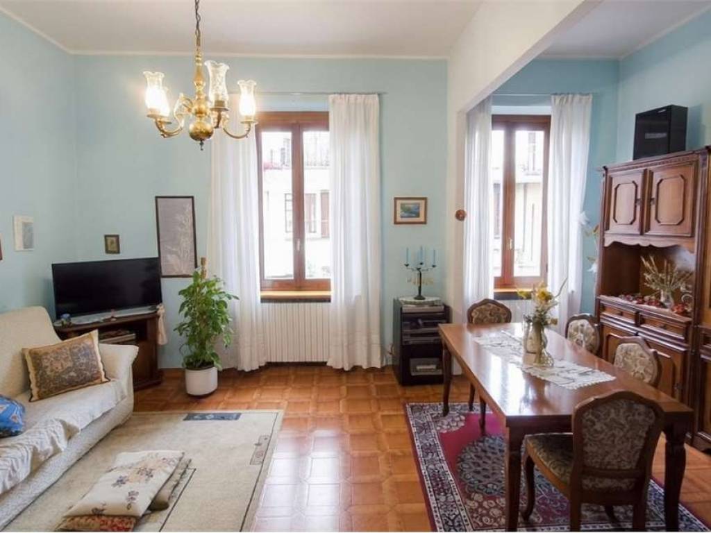 appartamento in vendita a Cadorago in zona Caslino al Piano